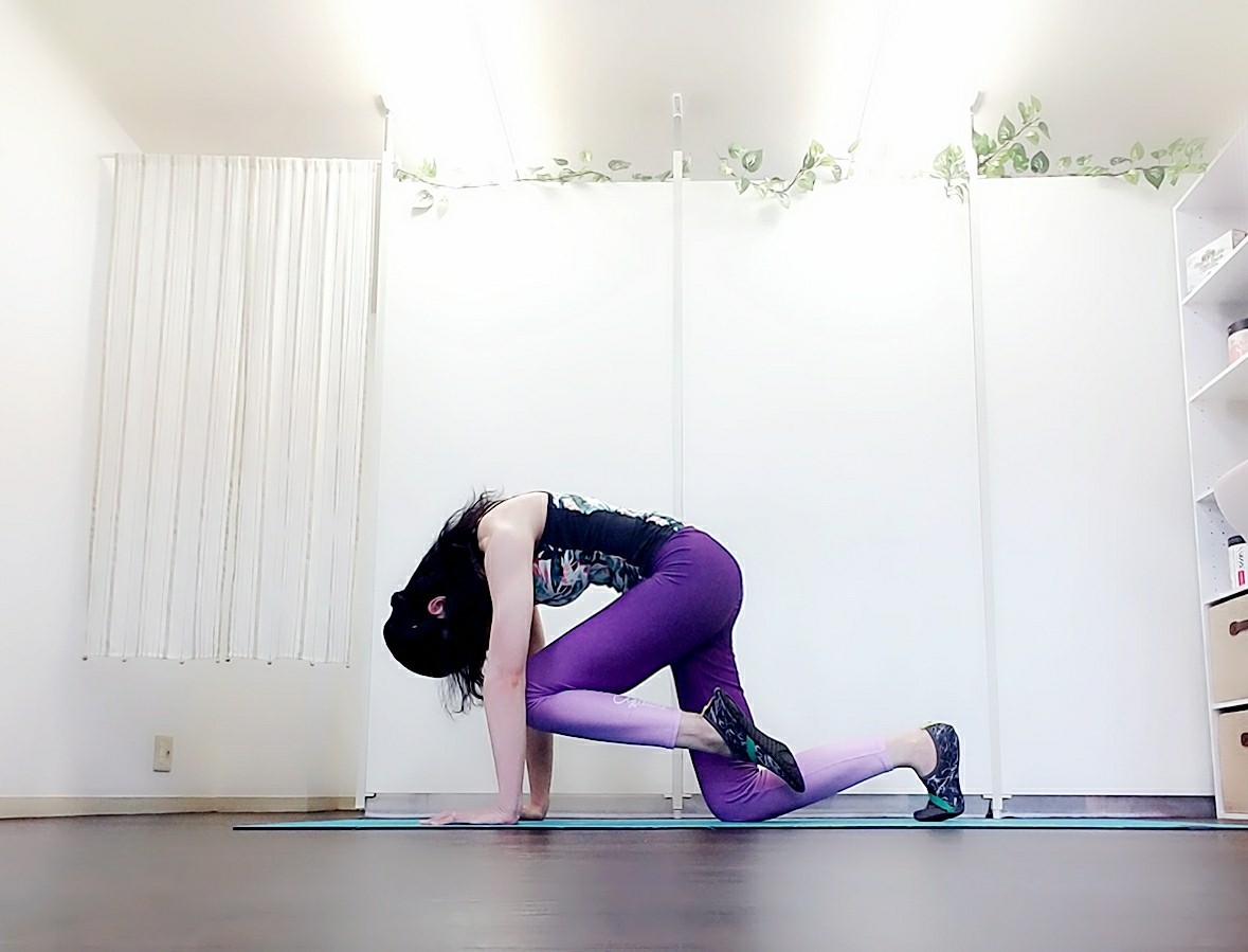 ヒップジョイントエクササイズ 股関節引き込み